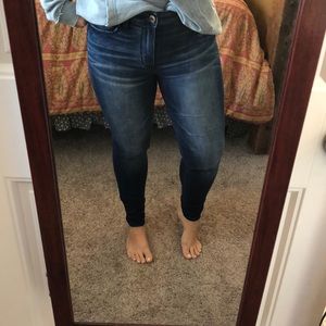 American Eagle hi-rise jegging